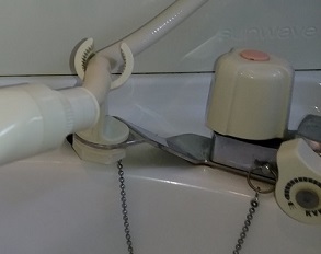 洗面シャワー混合水栓の水漏れ修理