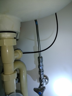 洗面台の排水器具の交換工事