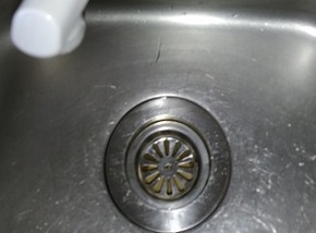 流し台のステンレス部分の腐食
